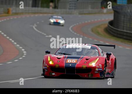 65 NIELSEN Christina (dnk), BALZAN Alessandro (ita), BRET Curtis (usa), Ferrari 488 GTE team Scuderia corsa, in azione durante la 24 le Mans 2017 ore test day, il 4 giugno sul circuito di le Mans, Francia - Foto Jean Michel le Meur / DPPI Foto Stock