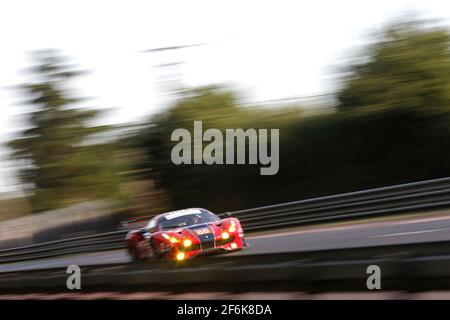 65 NIELSEN Christina (dnk), BALZAN Alessandro (ita), BRET Curtis (usa), Ferrari 488 GTE team Scuderia corsa, azione durante la 2017 le Mans pesage 24 ore, qualifica e sfilata il 11 giugno al 16 circuito di le Mans, Francia - Foto Jean Michel le Meur / DPPI Foto Stock