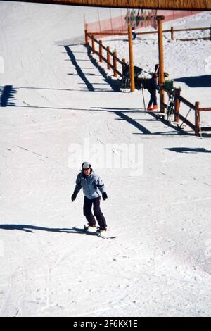 Teresa Cornell concorrente nel Transplant Games, snowboard in Canada copia pix David Sandison Foto Stock