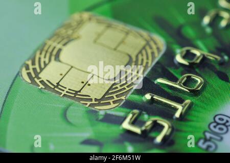 Carte di credito chip con profondità di campo poco profonda. Scatto macro. Foto Stock