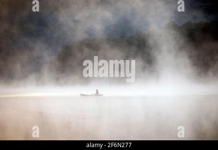 Una mattina nello smog di Dalat Foto Stock