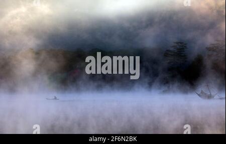 Una mattina nello smog di Dalat Foto Stock