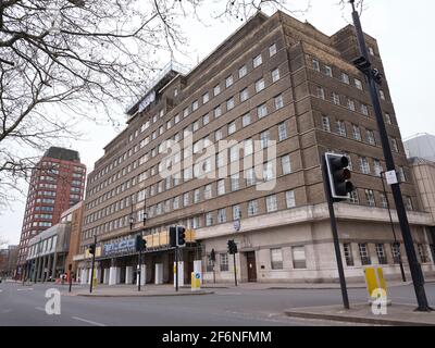 Stazione dei vigili del fuoco di Lambeth (ex sede della Brigata dei vigili del fuoco di Londra), costruita nel 1937 dal London County Council all'8 Albert Embankment. Foto Stock