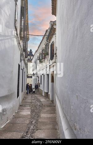 Cordova, Andalusia, Spagna, dicembre 28 2016, Via Judios, Cordova, Spagna Foto Stock