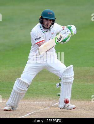 Sam Evans del Leicestershire si è aperto durante la partita pre-stagione a Trent Bridge, Nottingham. Data immagine: Venerdì 2 aprile 2021. Foto Stock