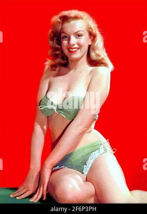 MARILYN MONROE (1926-1962) attrice cinematografica americana circa 1945 Foto Stock