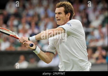 WIMBLEDON 2009 7° GIORNO. 29/6/09. ANDY MURRAY V STANISLAS WAWRINKA. IMMAGINE DAVID ASHDOWN Foto Stock