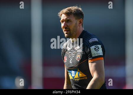 Michael Shenton (4) di Castleford Tigers durante il riscaldamento pre match in, il 4/2/2021. (Foto di Craig Thomas/News Images/Sipa USA) Credit: Sipa USA/Alamy Live News Foto Stock