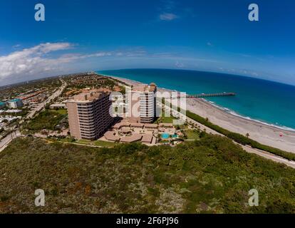 Foto aerea del molo di Juno Beach e del paesaggio Florida USA Foto Stock