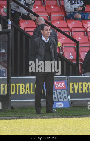 SALFORD, REGNO UNITO. 2 APRILE: Gary Bowyer, il nuovo Manager del Salford City FC durante la partita Sky Bet League 2 tra Salford City e Grimsby Town a Moor Lane, Salford, venerdì 2 aprile 2021. (Credit: Ian Charles | MI News) Credit: MI News & Sport /Alamy Live News Foto Stock