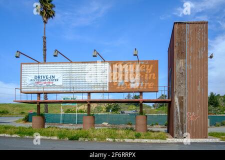 Abbandonato Drive-in Theatre in California nel 2018. Foto Stock