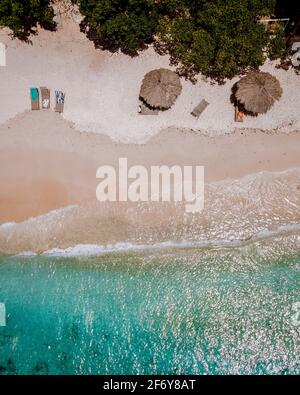 Spiaggia di Playa Porto Marie Curacao, spiaggia tropicale bianca con acqua turqouse oceano Mar dei Caraibi Foto Stock