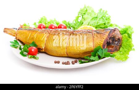 Appetitoso pesce affumicato su un vassoio Foto Stock