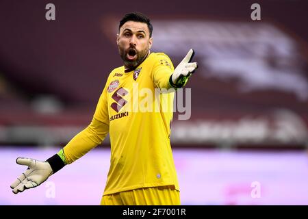 Torino, Italia. 03 Apr 2021. TORINO, ITALIA - 03 aprile 2021: Salvatore Sirigu del Torino FC reagisce durante la Serie A una partita di calcio tra Torino FC e Juventus FC. (Foto di Nicolò campo/Sipa USA) Credit: Sipa USA/Alamy Live News Foto Stock