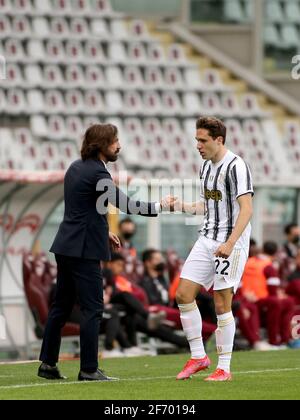 Stadio Grande Torino, Torino, Italia, 03 Apr 2021, Federico Chiesa (Juventus FC) festeggia con Andrea Pirlo (Coach Juventus FC) durante il Torino FC vs Juventus FC, calcio italiano Serie A match - Foto Claudio Benedetto / LM Foto Stock