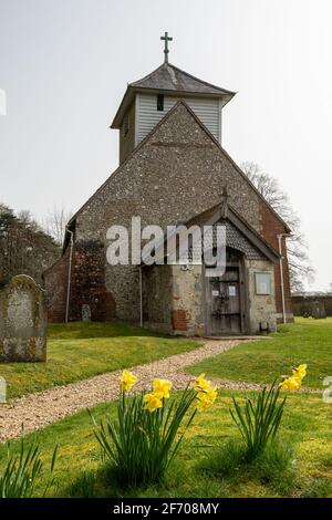 All Saints Church nel villaggio di Dummer, Hampshire, Inghilterra, Regno Unito, durante la primavera Foto Stock