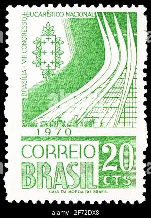 MOSCA, RUSSIA - 20 GENNAIO 2021: Francobollo stampato in Brasile dedicato al Congresso eucaristico Nazionale, serie, circa 1970 Foto Stock