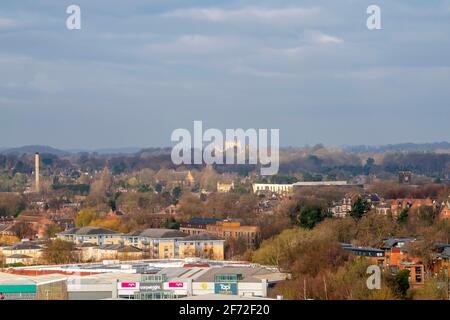 Vista ad ovest da Nottingham City verso Wollaton Hall, catturata dal tetto dello sviluppo di Unity Square. Nottinghamshire Inghilterra Regno Unito Foto Stock