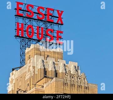 L'Essex House e' un distintivo hotel art deco al 160 di Central Park South. Foto Stock
