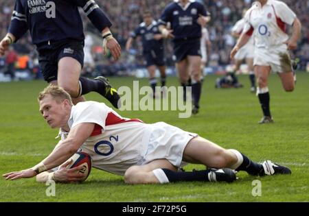 RUGBY SIX NATIA ENGLAND V SCOTLAND JOSH LEWSEY SEGNA IL 1 PROVA 22/3/2003 FOTO DAVID ASHDOWNRUGBY Foto Stock