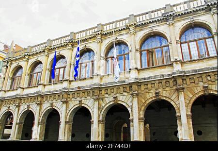 Esterno della Loggia Veneziana che ospita il Municipio di Heraklion, Creta, Grecia Foto Stock