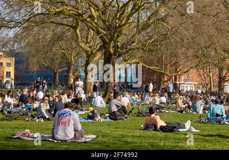 campi di londra pasqua 2021 Foto Stock