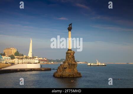 Ucraina, Crimea, Sebastopoli, colonna Eagle - Monumento alle navi passeggere Foto Stock