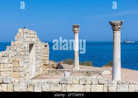 Ucraina, Crimea, Sevastopol, rovine della città antica di Khersoness, teatro antico Foto Stock