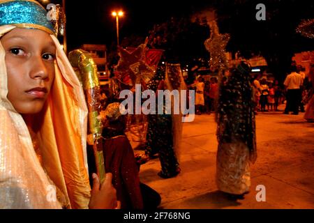 salvador, bahia / brasile - 5 gennaio 2007: Presentazione del vestito alla festa dei re nel quartiere di Lapinha nella città di Salvador. *** Capt. Locale Foto Stock