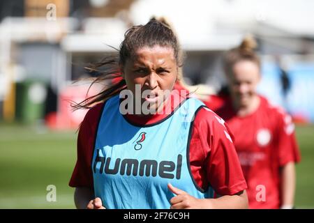 Bath, Regno Unito. 04th Apr 2021. ABI Harrison (21 Bristol City) durante il gioco fa WSL tra Bristol City e Arsenal a Twerton Park a Bath, Inghilterra Credit: SPP Sport Press Photo. /Alamy Live News Foto Stock