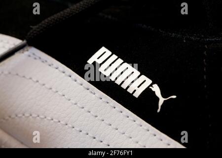 Logo PUMA sulle sneakers - USA Foto Stock