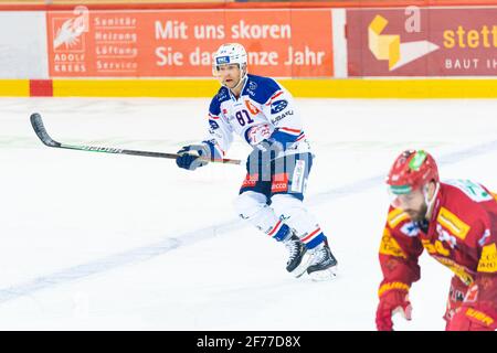 04/05/2021, Langnau im Emmental, Ilfishalle, Lega Nazionale: Tigri SCL - ZSC Lions, 81 Ryan Lasch (ZSC) (USCITA Svizzera/Croazia) Foto Stock