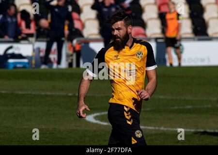 Newport, Regno Unito. 05 aprile 2021. Joe Ledley di Newport County in azione EFL football League Two match, Newport County contro Bolton Wanderers al Rodney Parade di Newport, Galles, lunedì 5 aprile 2021. Questa immagine può essere utilizzata solo per scopi editoriali. Solo per uso editoriale, è richiesta una licenza per uso commerciale. Nessun utilizzo nelle scommesse, nei giochi o nelle pubblicazioni di un singolo club/campionato/giocatore. pic by Lewis Mitchell/Andrew Orchard sports photography/Alamy Live news Credit: Andrew Orchard sports photography/Alamy Live News Foto Stock