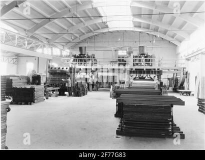 La fabbrica di legno compensato, società leggera a responsabilità limitata. Foto Stock