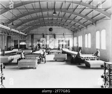 Fabbrica di legno compensato, società leggera a responsabilità limitata. Edificazione di AB con strutture in legno, Töreboda. Foto Stock