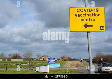 Indicazioni per il centro di vaccinazione COVID-19 presso la Princess Royal Sports Arena Foto Stock