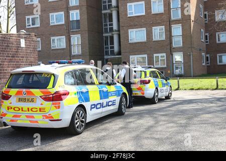 Greenwich, Londra, Regno Unito. 04th Apr 2021. Dopo la morte di una donna a Greenwich è stata avviata un'indagine. Credit: Uknip/Alamy Live News Foto Stock