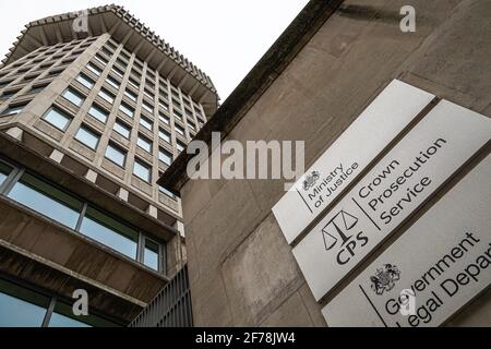 Ministero della Giustizia Brutalist quartier generale su 102 Petty Francia a Londra, Inghilterra Regno Unito Regno Unito Foto Stock