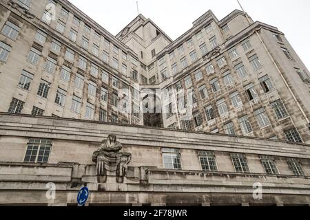 55 Broadway, St. James's Park, edificio della stazione della metropolitana di Londra, ex sede della London Underground Ltd, Londra, Inghilterra, Regno Unito, Regno Unito Foto Stock