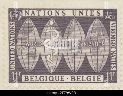 Timbro dell'incarico filatelista di Gösta Bodman, iniziato il 1950.timbro del Belgio, 1958. Motivi di globi in quattro parti e dottore. "Worts Health Organization, esposizione di Bruxelles nel 1958, F. N. Series". Foto Stock