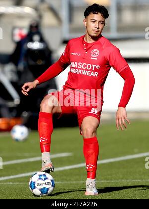 KERKRADE, PAESI BASSI - 5 APRILE: Ruggero Mannes di Almere City FC durante la partita olandese Keuken Kampioen Divisie tra Roda JC e Almere City FC A. Foto Stock