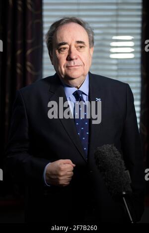 Aberdeenshire, Scozia, Regno Unito. 6 Apr 2021. NELLA FOTO: Alex Salmond, leader del Partito Alba ed ex primo Ministro della Scozia ed ex leader del Partito Nazionale Scozzese (SNP), ha parlato di un'intervista con Good Morning Britain (GMB) sul lancio del Partito Alba e sull'anniversario della Dichiarazione di Arbroath. Credit: Colin D Fisher Credit: Colin Fisher/Alamy Live News Foto Stock