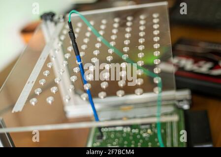 Dettaglio delle parti elettroniche di riparazione per autoveicoli dell'ECU Foto Stock