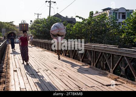 Vita di strada di Bago, Myanmar Foto Stock