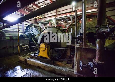 Stepnogorsk, Kazakhstan - 04 aprile 2012: Stabilimento minerario e di trasformazione. Mulini a sfere in officina. Foto Stock