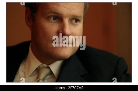 Lord Rothermere nel suo ufficio presso Allied giornali a Kensington.pic David Sandison 22/9/2004 Foto Stock