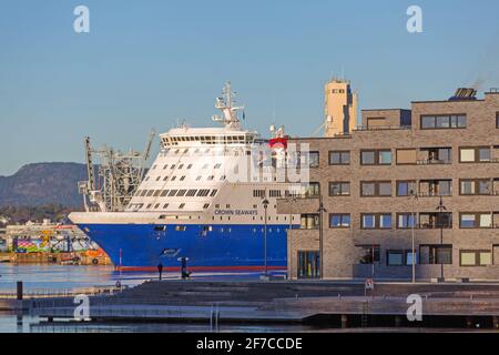 Oslo, Norvegia - 29 ottobre 2016: Grande nave da Cruse ormeggiata al porto di Oslo, Norvegia. Foto Stock