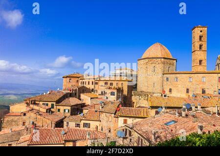 borghi storici medievali della Toscana, Volterra. Viaggi in Italia e luoghi di interesse Foto Stock
