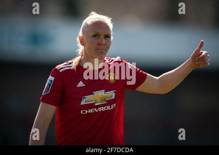 Crawley, Regno Unito. 04th Apr 2021. Maria Thorisdottir di Man Utd durante la partita FAWSL tra Brighton e Hove Albion Women e Manchester United Women presso il People's Pension Stadium di Crawley, Inghilterra, il 4 aprile 2021. Foto di Andy Rowland. Credit: Prime Media Images/Alamy Live News Foto Stock