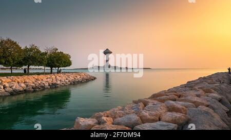 Khobar Water Tower durante il giorno, Provincia Orientale, al Khobar, Arabia Saudita. 02 APRILE 2021. Foto Stock